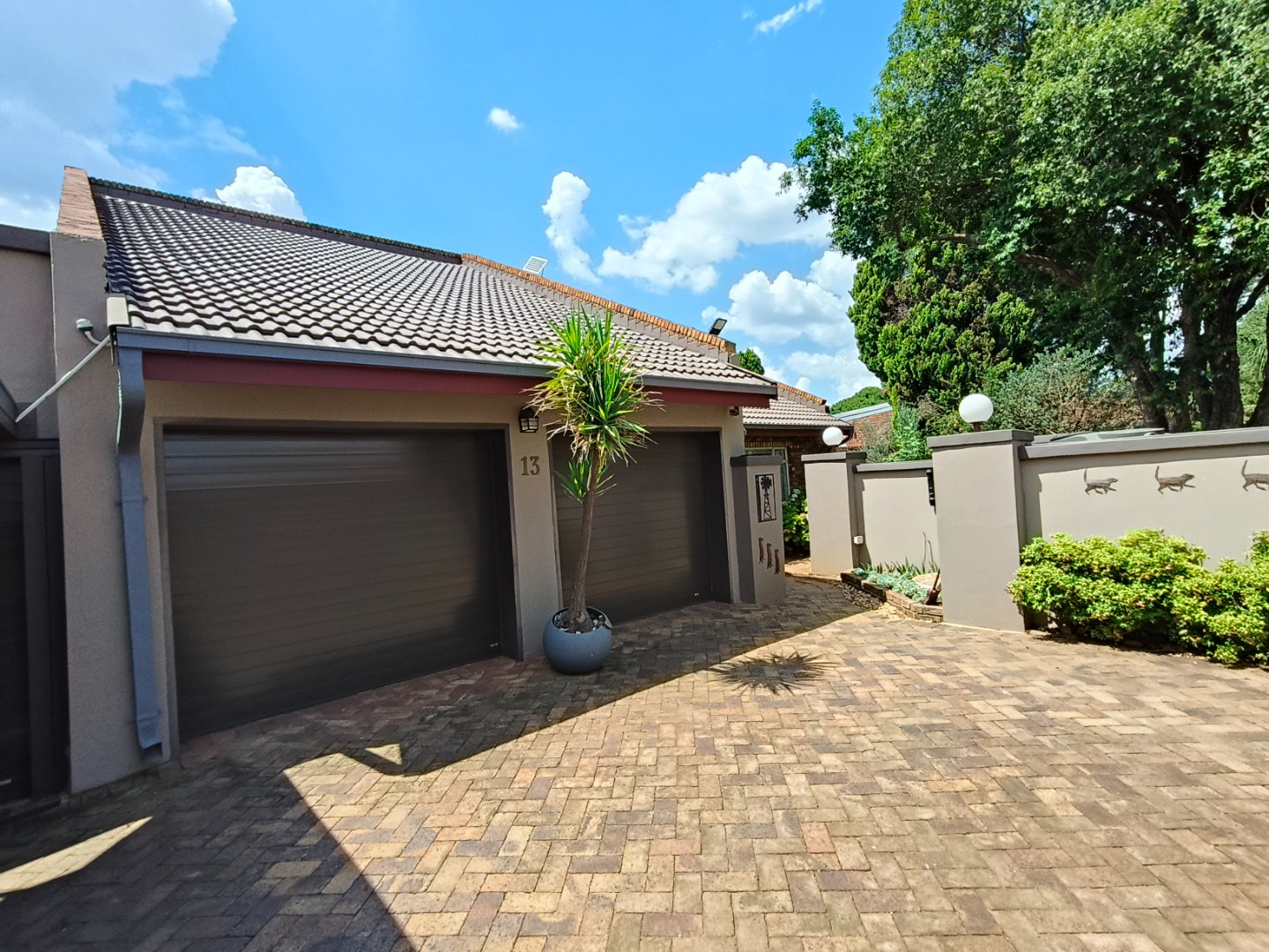 4 Bedroom Property for Sale in Van Der Hoff Park North West